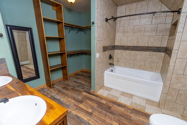 Building Photo - 10278 County Rd 8