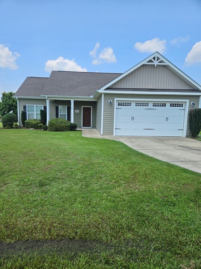 Building Photo - 204 Twilight Dr
