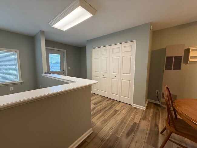 Building Photo - 5093 M-37