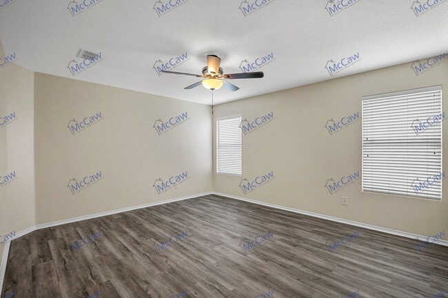 Building Photo - 2543 Barksdale Dr