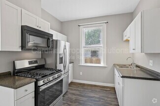 Building Photo - 4110 Bell St