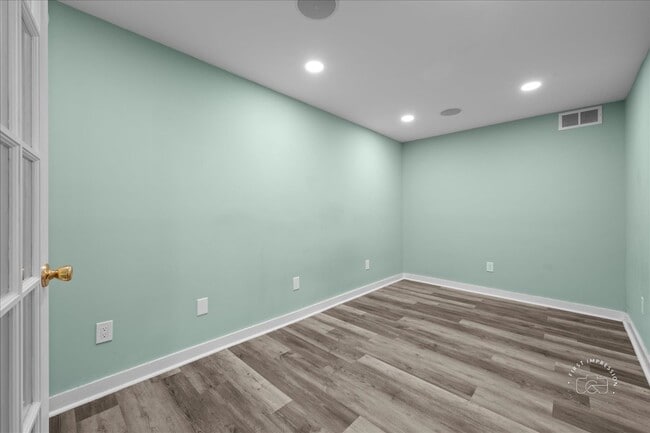 Building Photo - 343 Diane Ct
