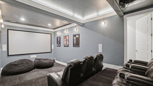 Building Photo - Luxurious Herriman 6 Bed with Indoor Court, Theater & Stunning Views!!!