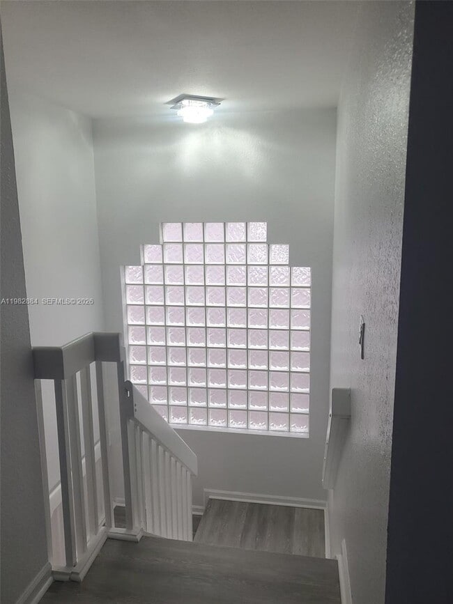 Building Photo - 14765 SW 132nd Pl