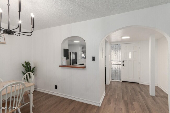 Building Photo - 4701 N 68th St