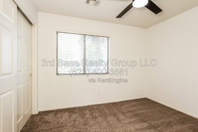 Building Photo - 13829 W Rovey Ave