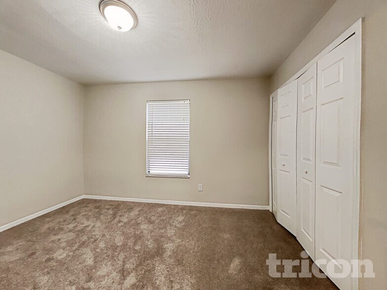 Building Photo - 2980 Lagoon Ave