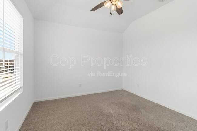 Building Photo - 31821 Nimbus Dr