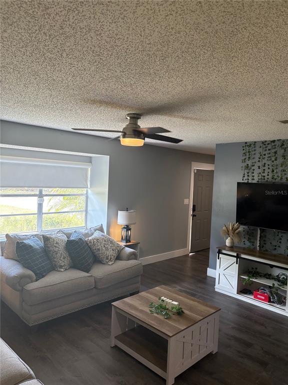 Building Photo - 1182 Quintuplet Dr