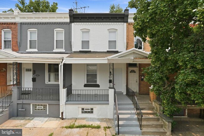 Building Photo - 1319 N 55th St