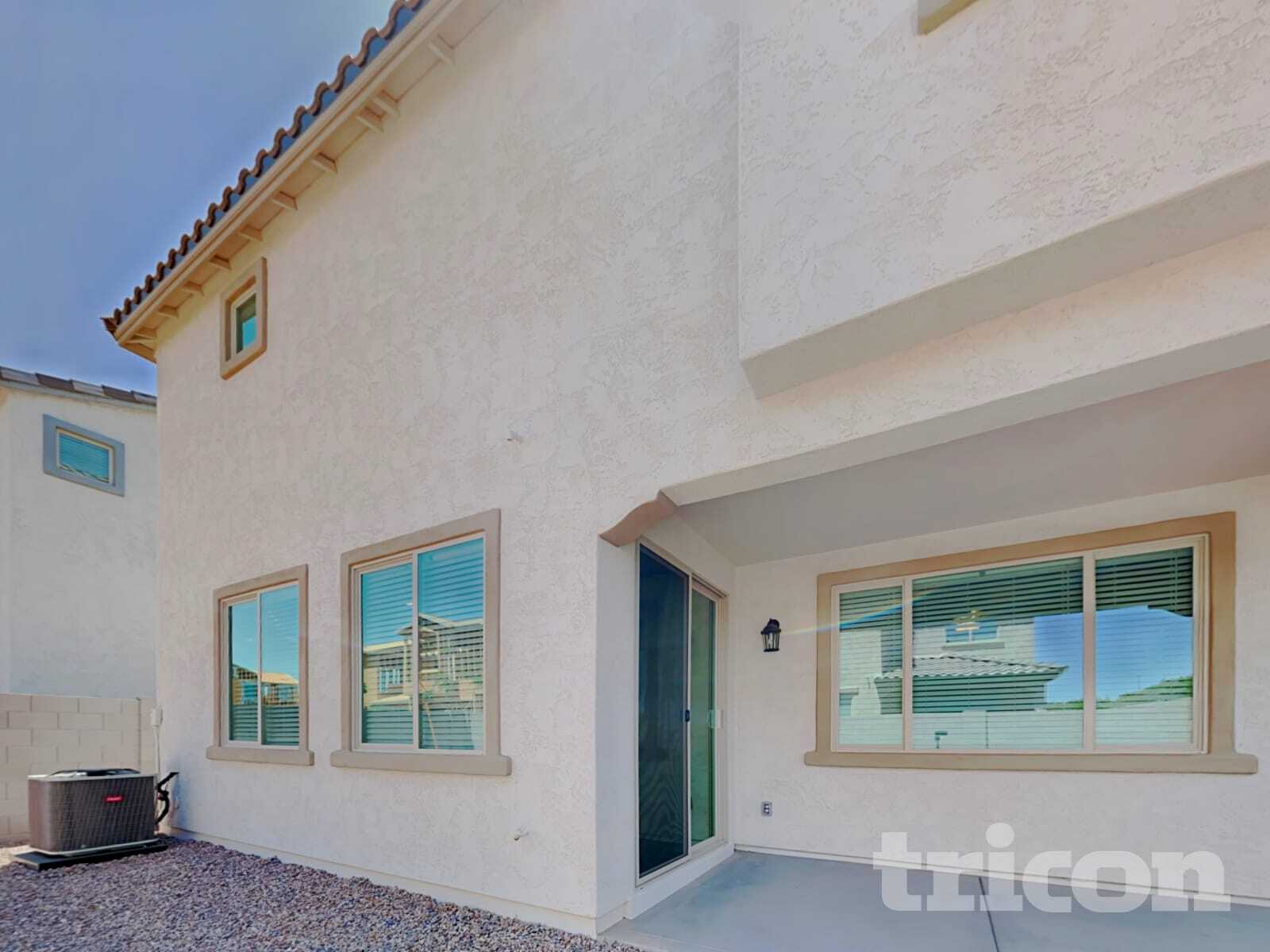 Building Photo - 8616 E Posada Ave