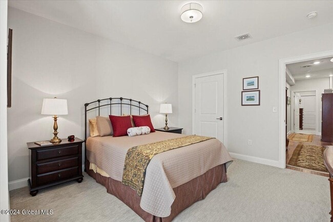 Building Photo - 64 North Ln