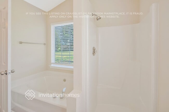 Building Photo - 4657 Falcon Chase Dr SW