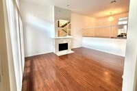 Building Photo - 5420 Lindley Ave
