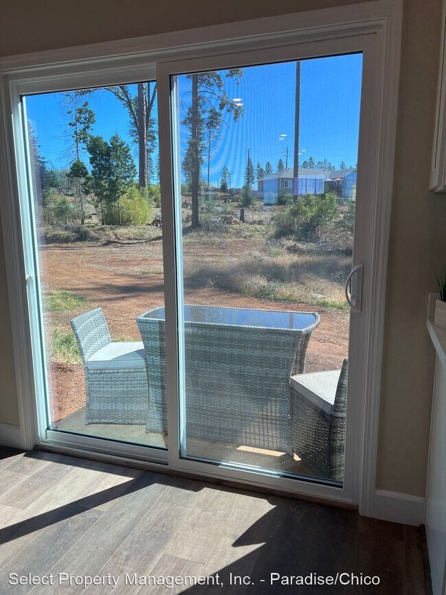 Building Photo - 3 br, 2 bath House - 8654 Skyway