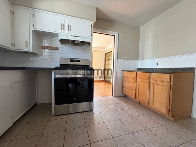 Building Photo - 4566 W 226th St