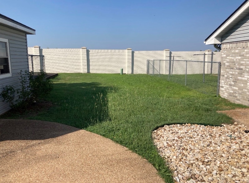 Building Photo - 1506 Oak Hollow Dr