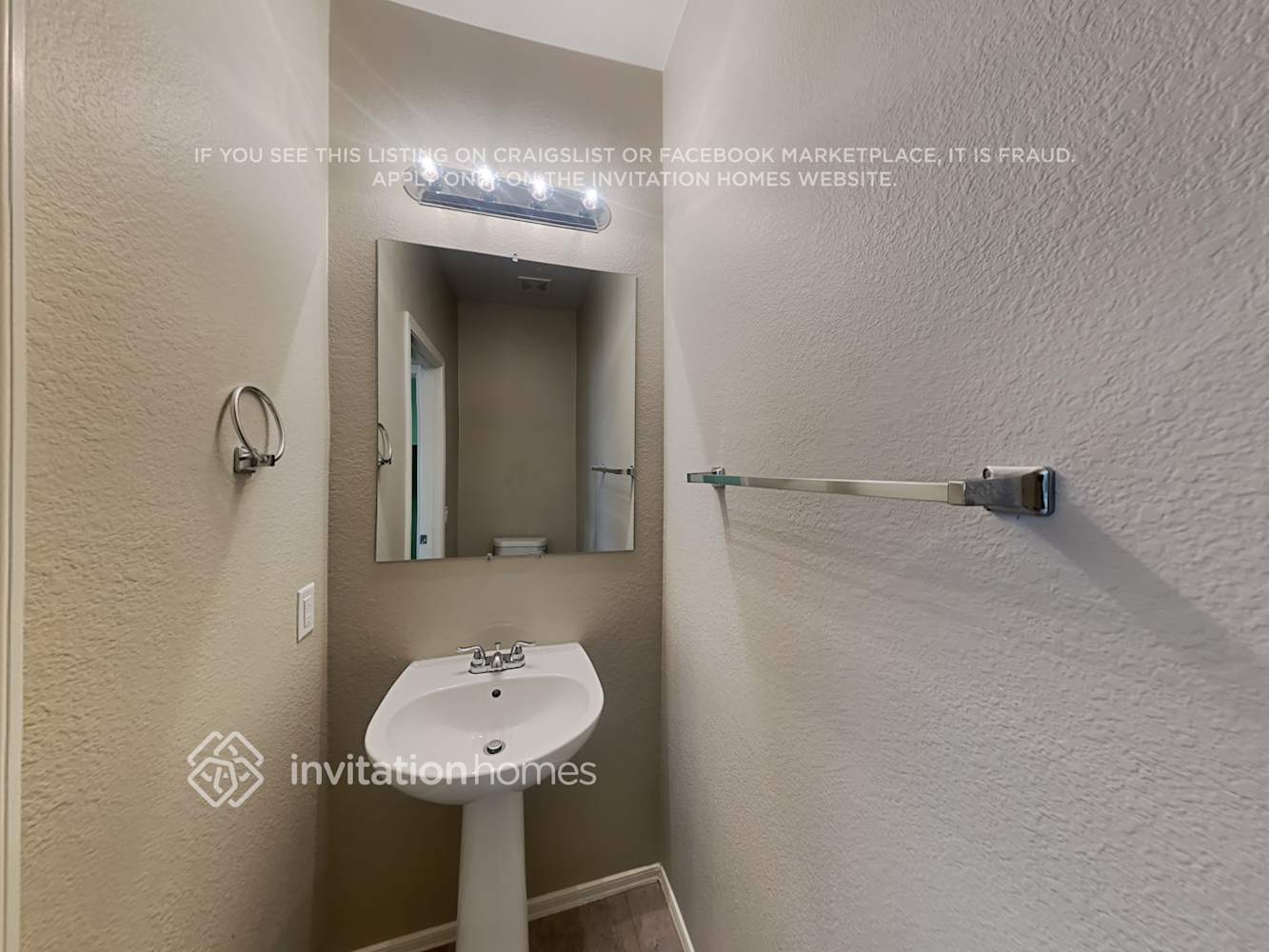 Building Photo - 11706 W Grant St