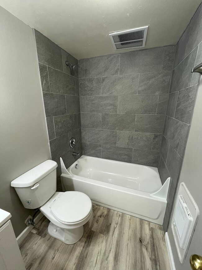 Building Photo - Westbrick Terrace
