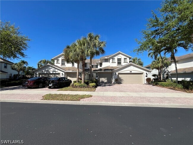 Building Photo - 6821 Ascot Dr