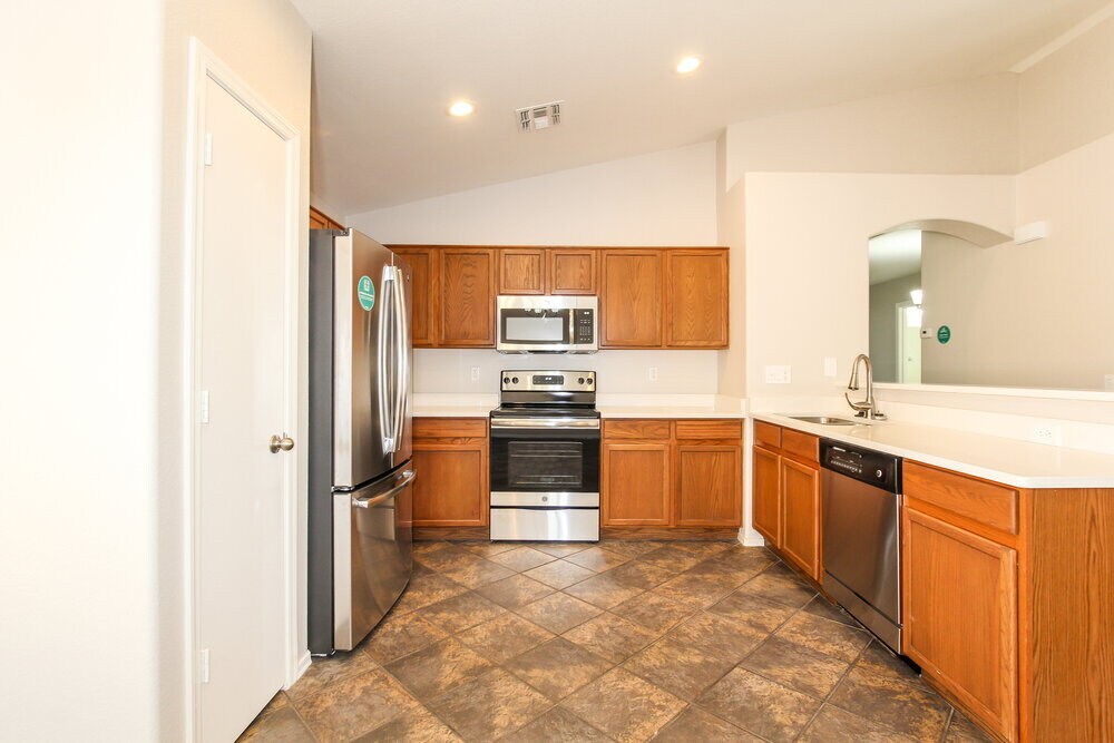 Building Photo - 16214 N 162nd Dr