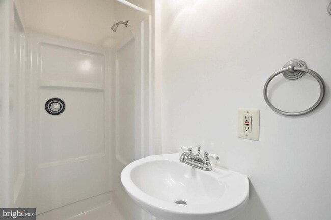 Building Photo - 2604 Tallwind Ct