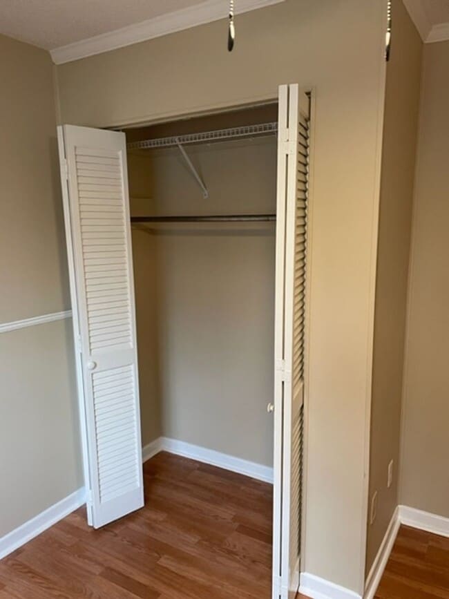 Building Photo - City of Maryville, 2 bedroom, 1 bath condo...