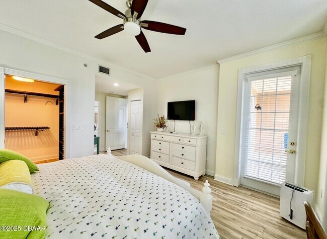 Building Photo - 4620 Riverwalk Village Ct