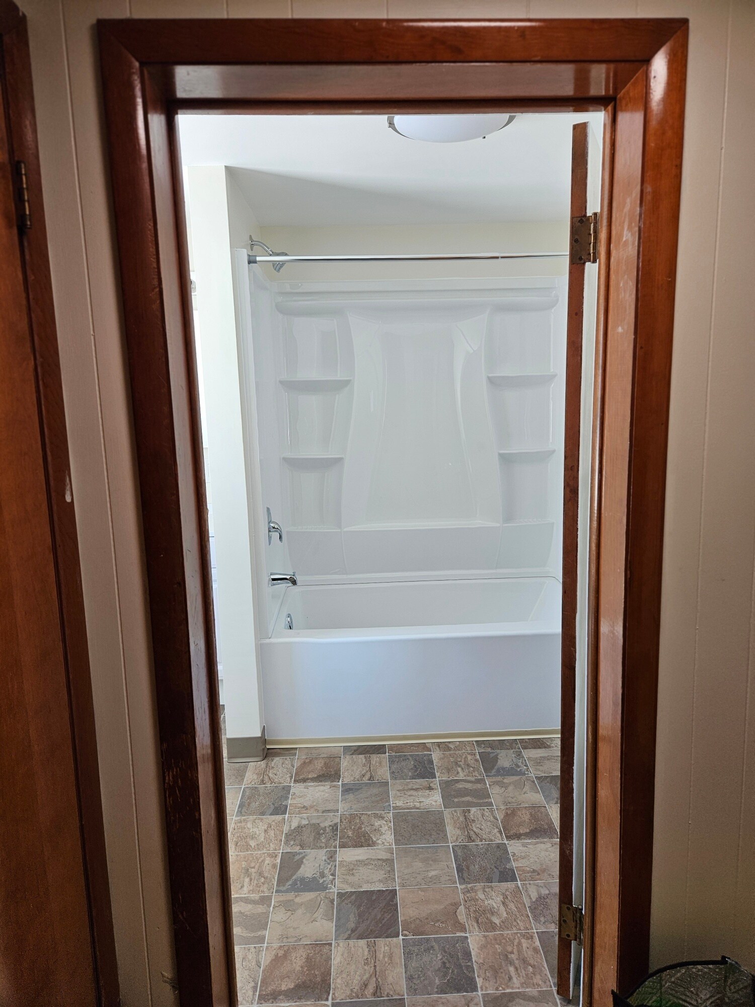 Bathroom - 140 W Utica St