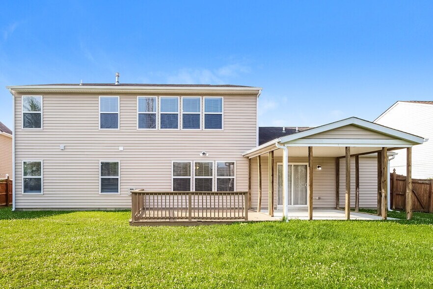 Building Photo - 10812 Middlebrook Ln