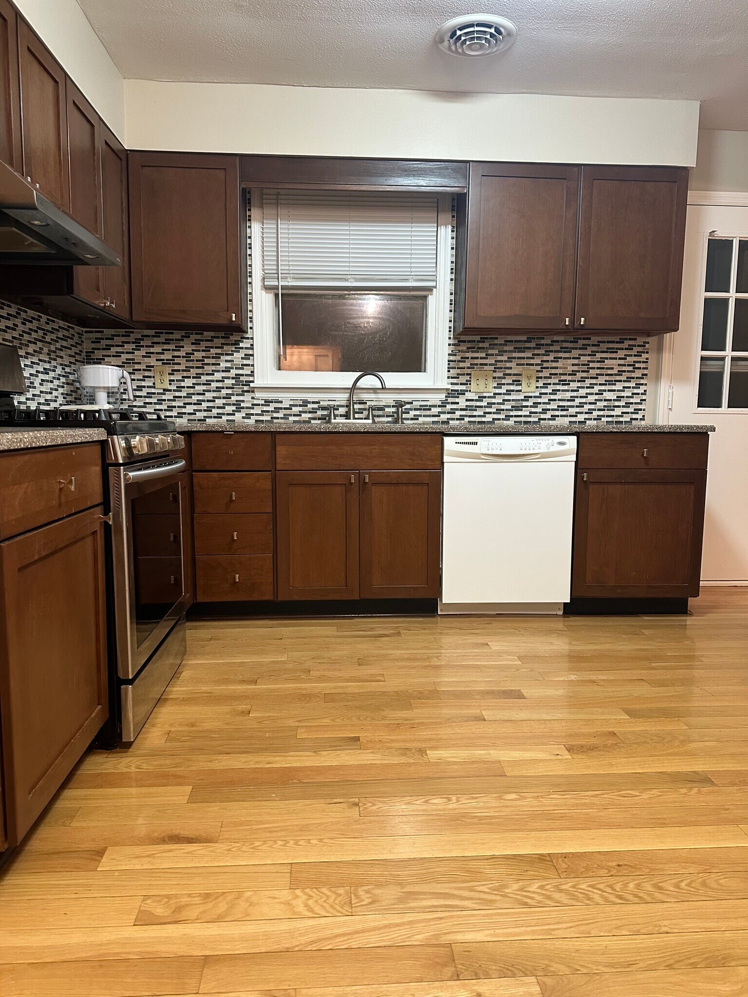 Kitchen view - 940 McBryde Ln