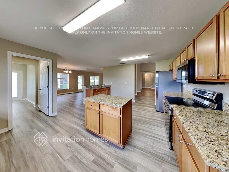 Building Photo - 1075 Paraclete Rd