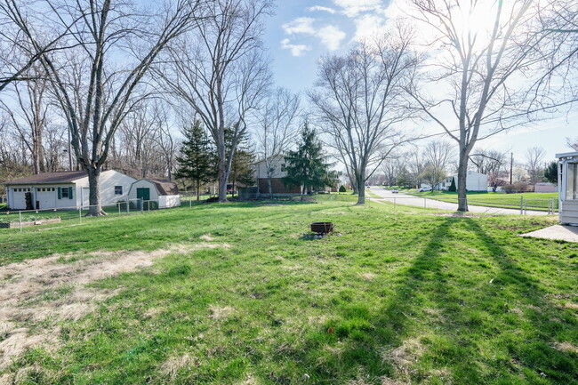 Building Photo - 3800 Corkwood Dr