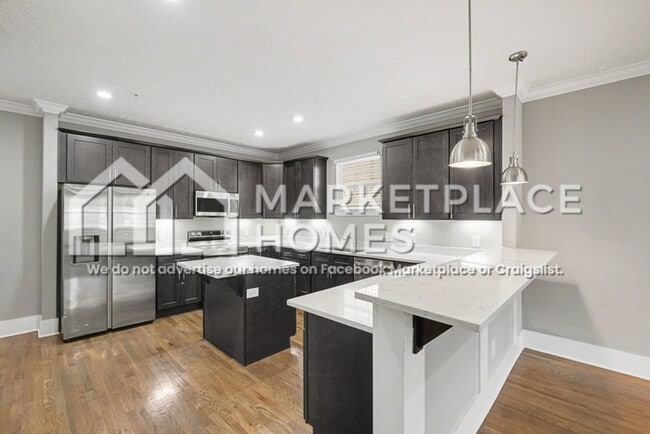 Building Photo - 2437/114 Bell St