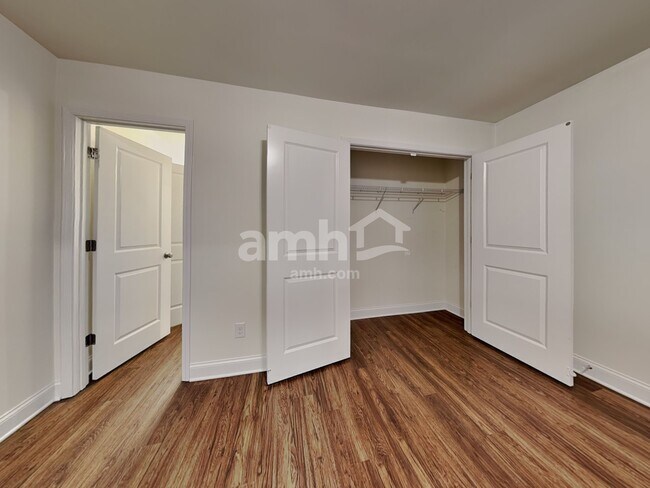 Building Photo - 3920 Riceland Pl