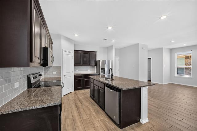 Building Photo - 3304 Shortgrass Ln
