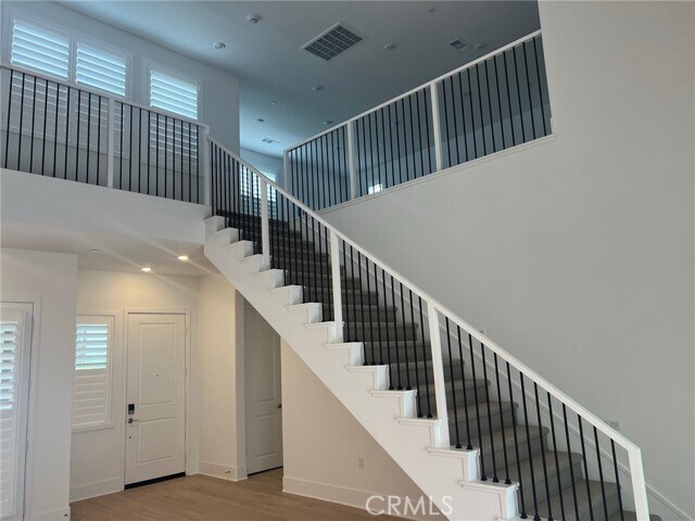 Building Photo - 240 Sora