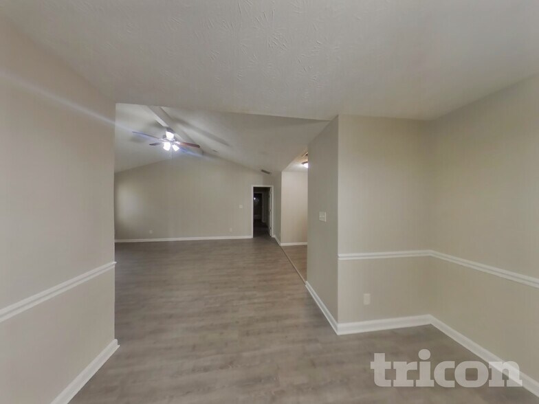 Building Photo - 850 Rambling Rose Ct NW