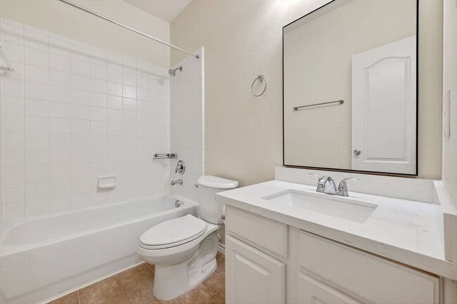 Building Photo - 9830 Lynette Falls Dr