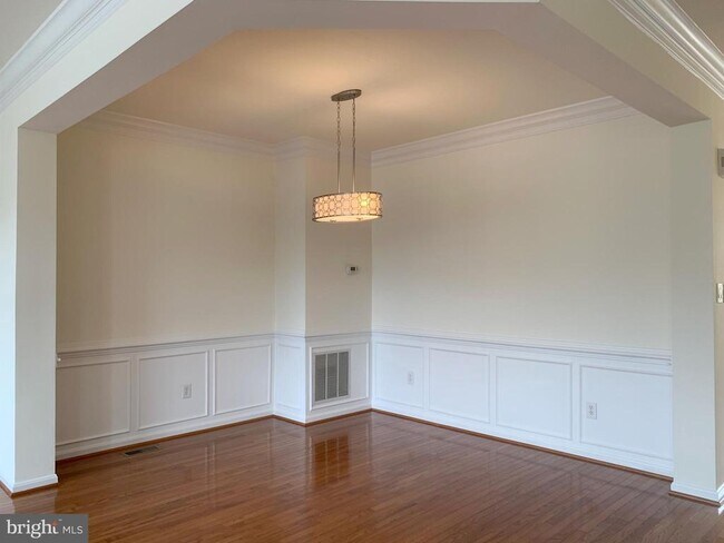 Building Photo - 20924 Duryea Terrace