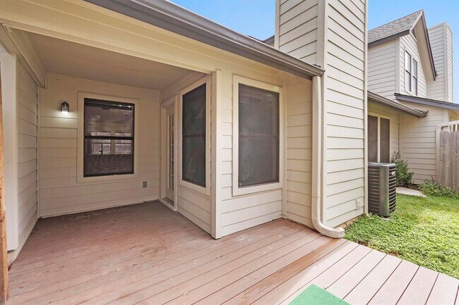 Building Photo - 12212 Brigadoon Ln