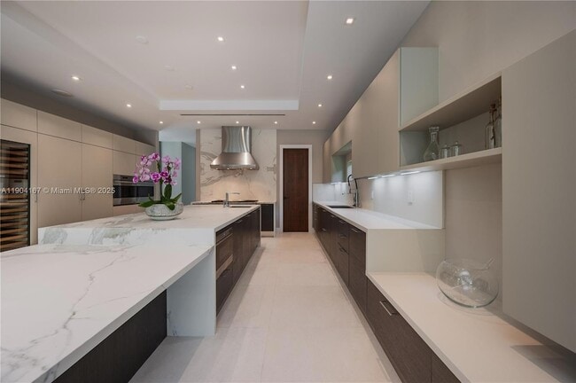 Building Photo - 9000 SW 63rd Ct