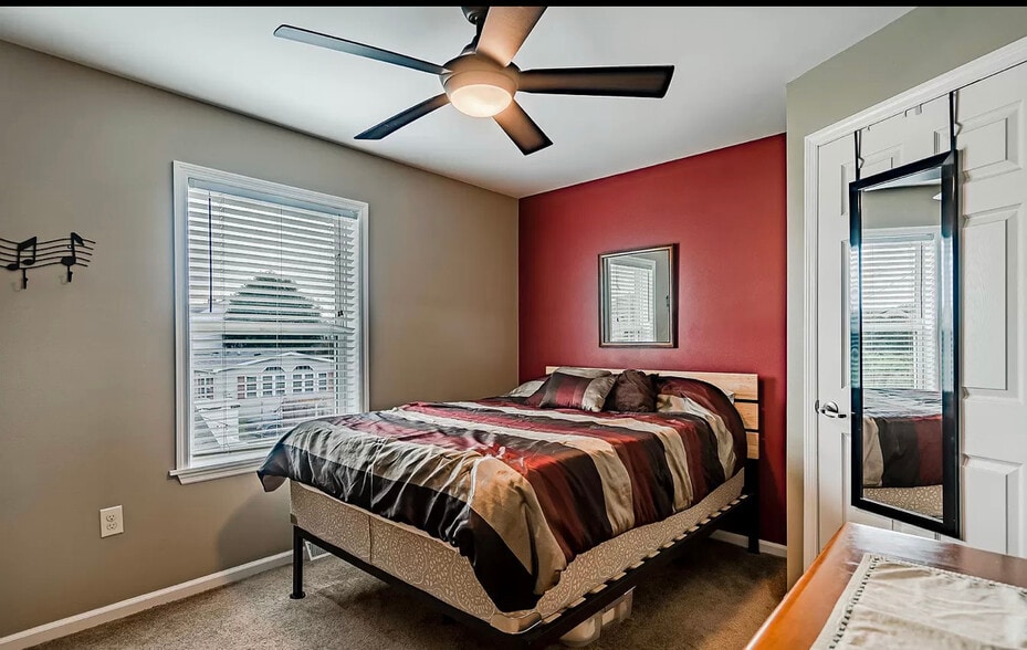 Bedroom - 122 Belvedere Ave