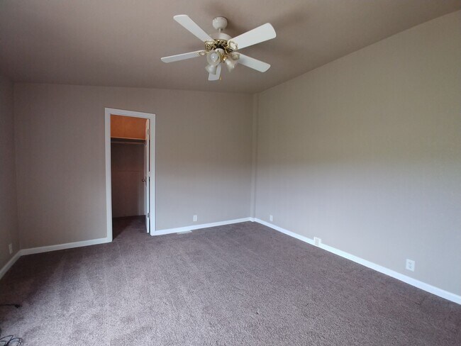 Building Photo - 3 Bd 2 Bath Home with Amazing Views in Marsing