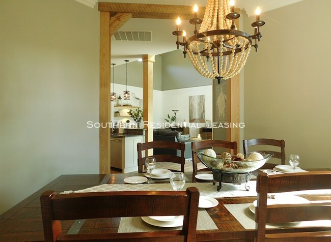 Building Photo - 16600 Innerarity Point Rd