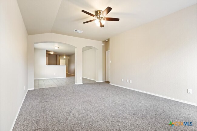 Building Photo - 1533 Redbridge Dr