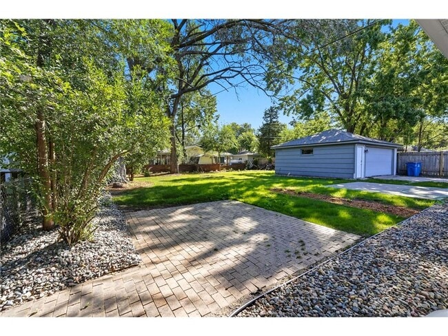 Building Photo - 4826 Idaho Ave N