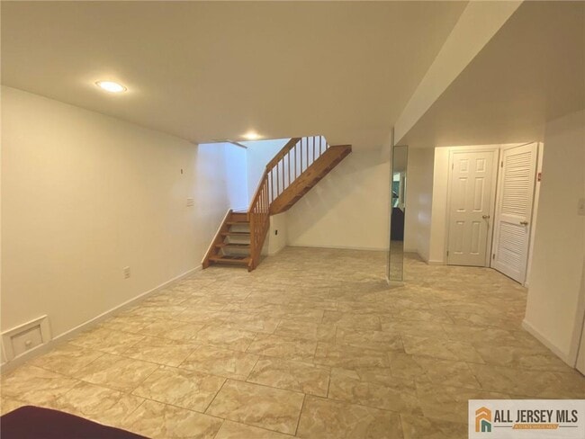 Building Photo - 126 Mary Alice Ct