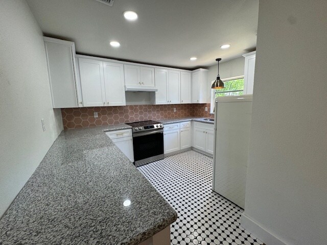 Building Photo - 320 S K St