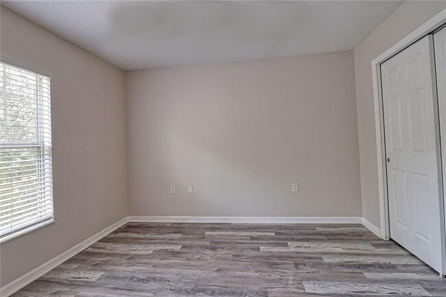 Building Photo - 8509 Broken Willow Ct